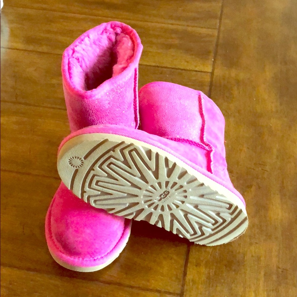 Sparkly Pink Ugg Boots